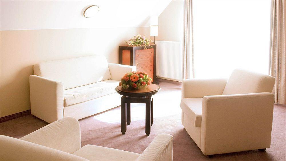 Leba Hotel & Spa Extérieur photo