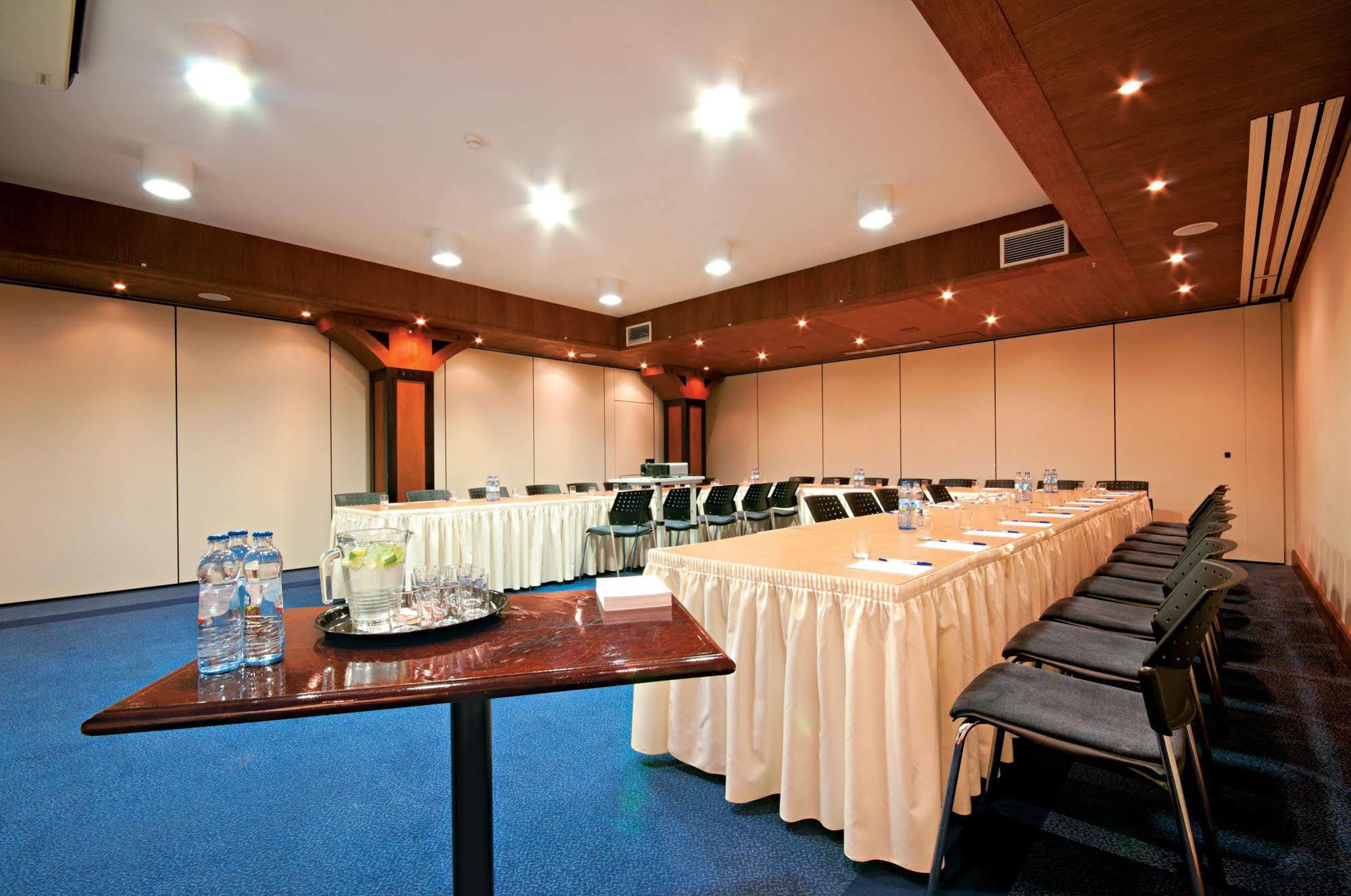 Leba Hotel & Spa Extérieur photo